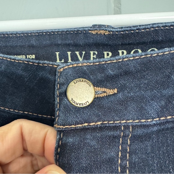 Liverpool Stitch Fix Dark Wash Mid-rise Straight Leg Jeans 8 /‎ 29 Short Women’s - Picture 6 of 13
